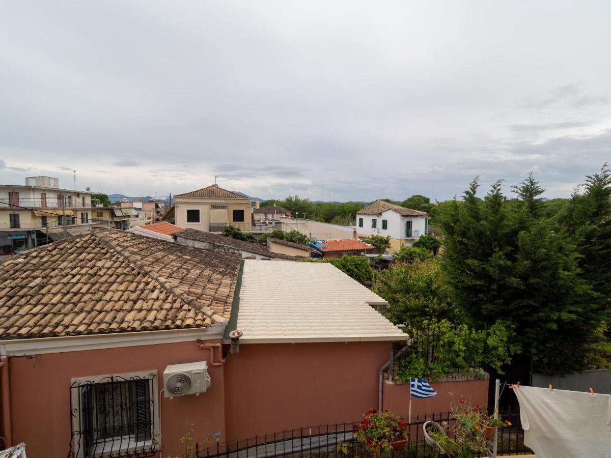 Aleka'S House In Corfu Townアパートメント エクステリア 写真